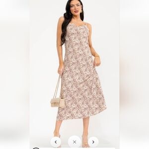 Chic Leopard Print Maxi Dress in Cream and Brown